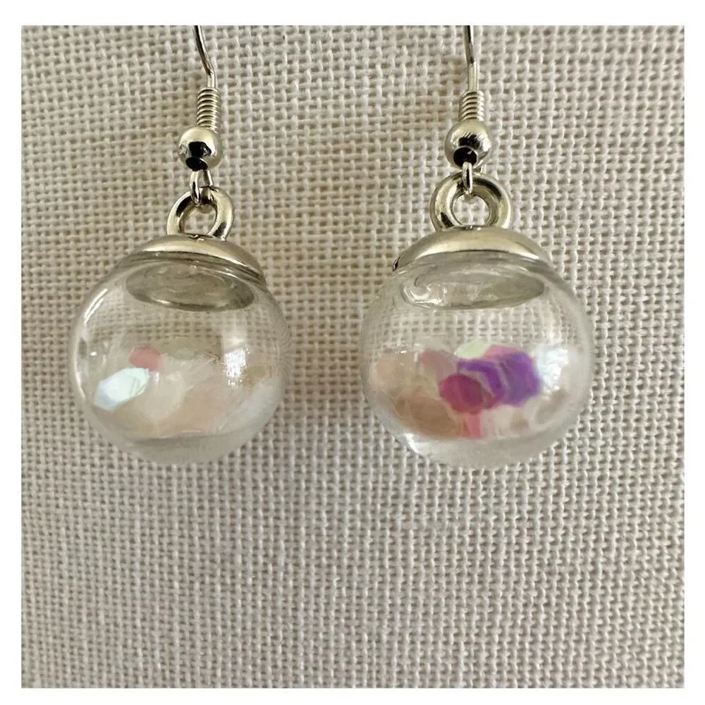 Silver tone glass confetti earrings